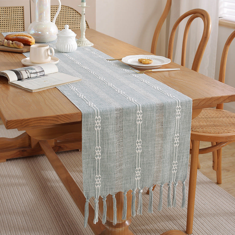 Hand - woven cotton and linen table flag with hollow tassels, suitable for household and rural dining tables