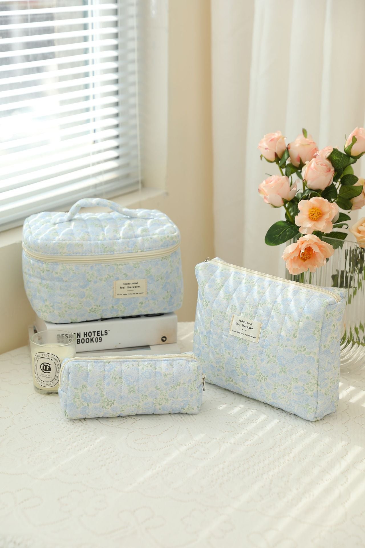 Storage Organizer Floral Quilted Makeup Bags Cotton Padded Cosmetic Bag Large Travel Toiletry Bag Women Zipper Wash Bag