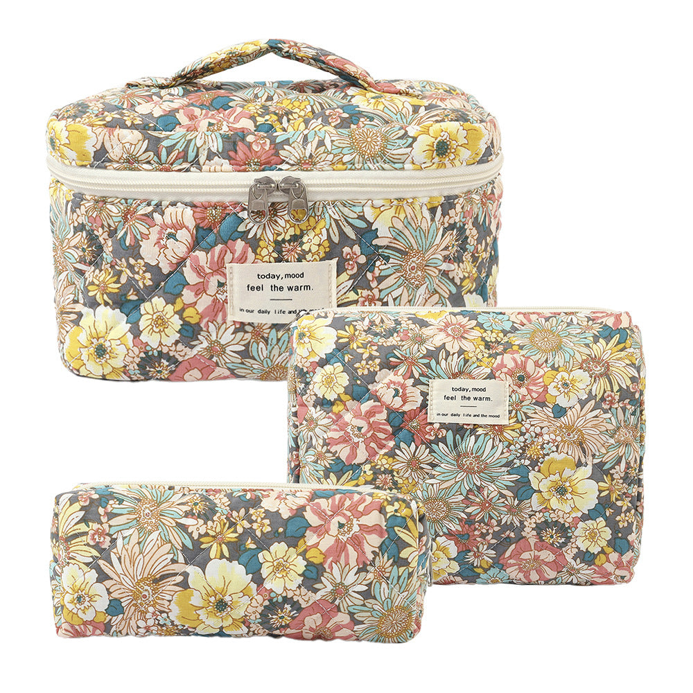 Storage Organizer Floral Quilted Makeup Bags Cotton Padded Cosmetic Bag Large Travel Toiletry Bag Women Zipper Wash Bag